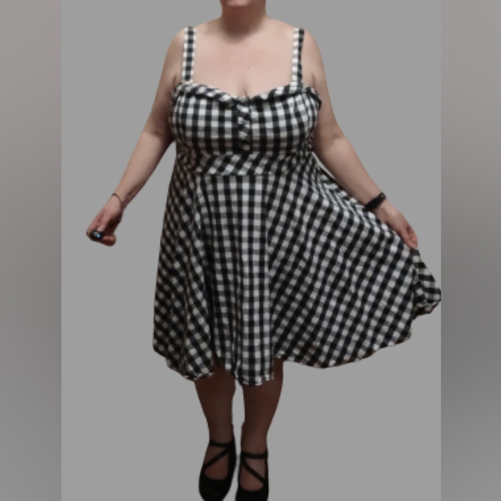 Ixia sz 4x gingham dress black checks